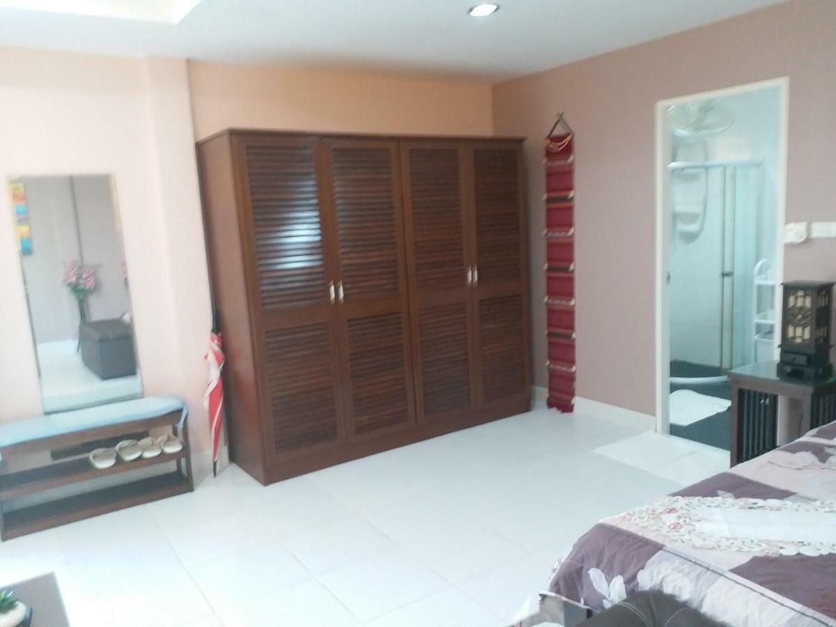 Residence Chez Nous Phuket Rawai Exteriör bild